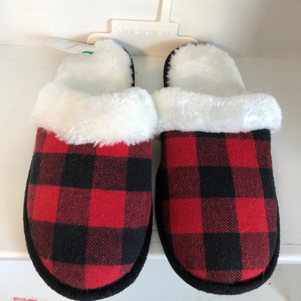Plaid slippers
